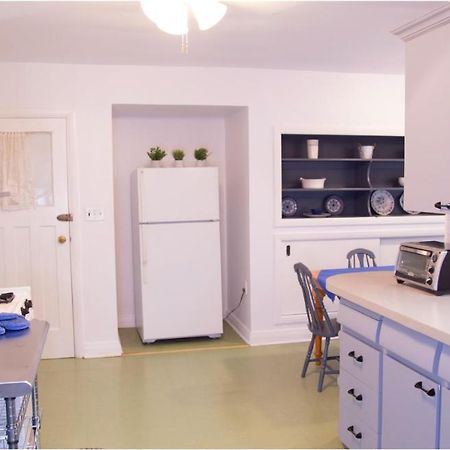 Miners' Bay Lodge Minden ภายนอก รูปภาพ