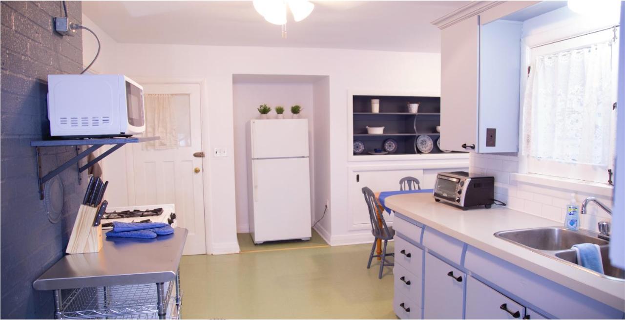 Miners' Bay Lodge Minden ภายนอก รูปภาพ