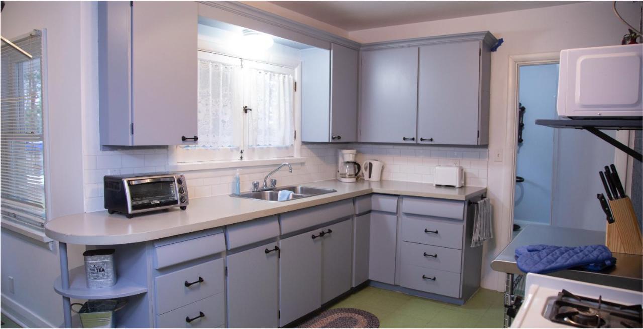 Miners' Bay Lodge Minden ภายนอก รูปภาพ