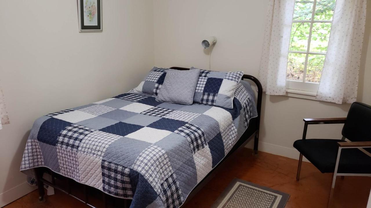 Miners' Bay Lodge Minden ภายนอก รูปภาพ