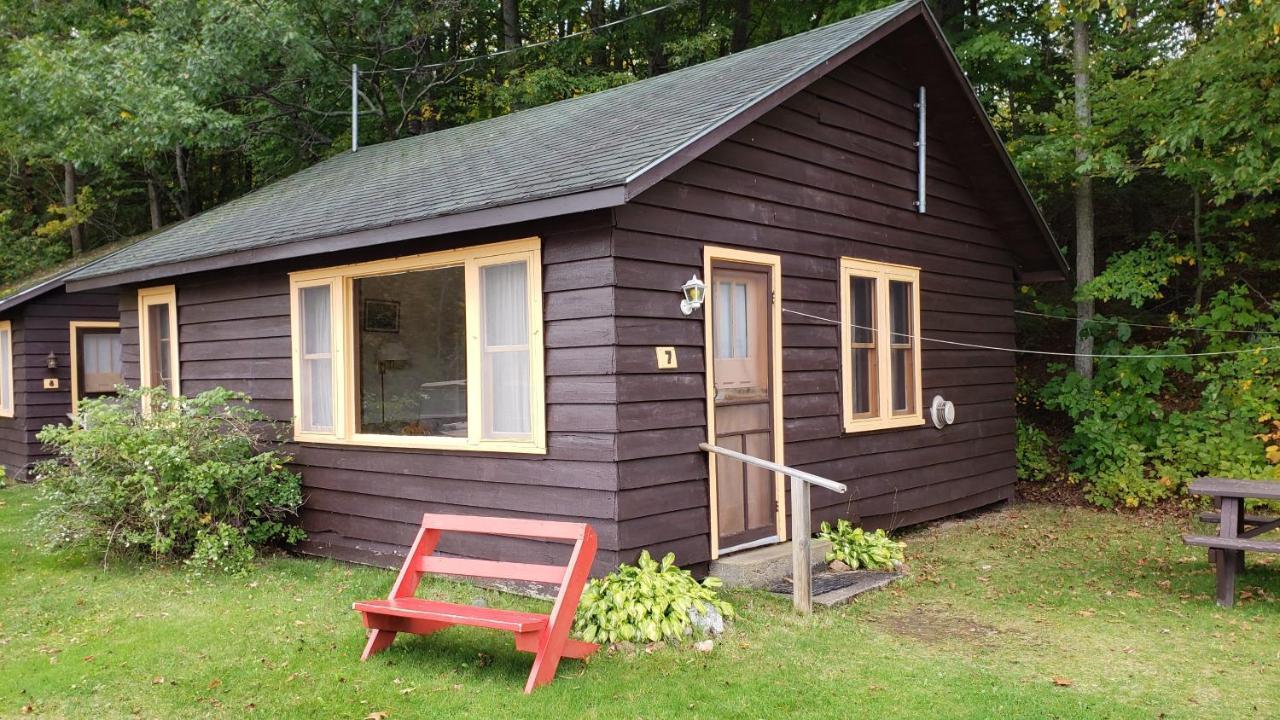 Miners' Bay Lodge Minden ภายนอก รูปภาพ
